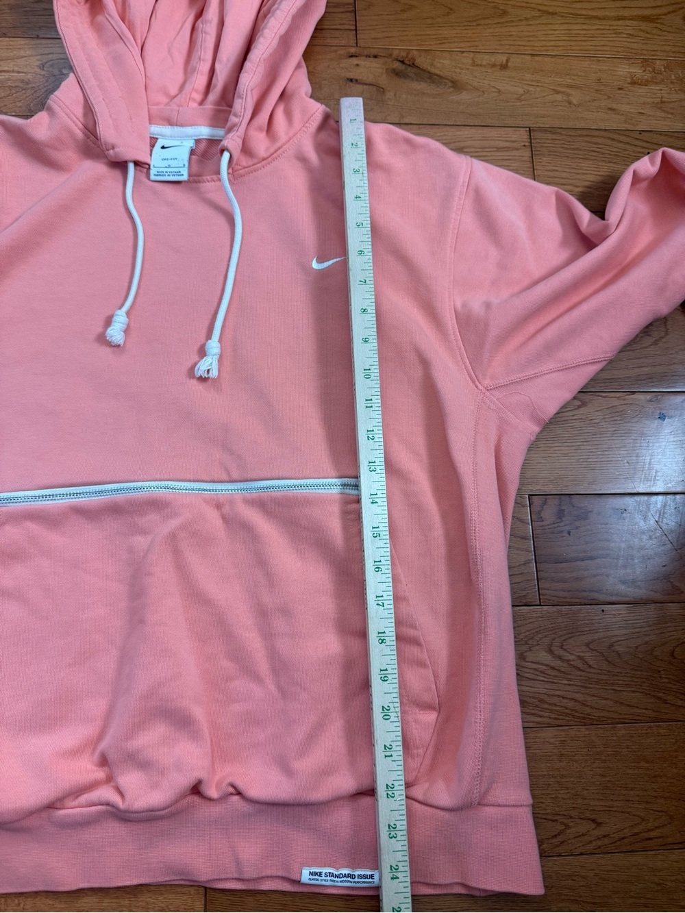 Nike Dri-Fit Peach/Salmon Double Pocket Hoodie - Picture 6 of 7